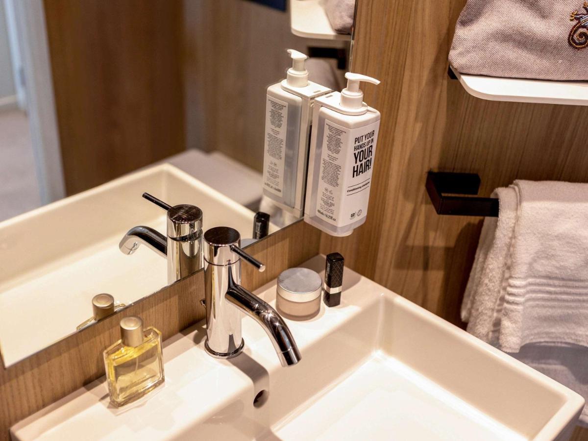 Отель Ibis Brussels Гроот-Бейгарден Экстерьер фото
